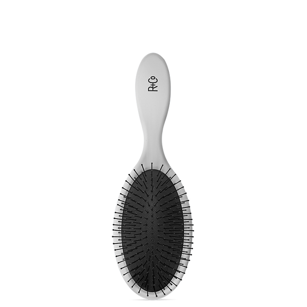 Popular R+Co Round Brush 3